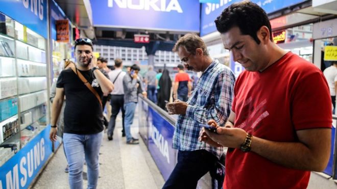 وزیر ارتباطات : خدمات ارزش افزوده موبایل در ایران؛ چند شرکت ۲۲ میلیارد تومان کلاهبرداری کرده‌اند