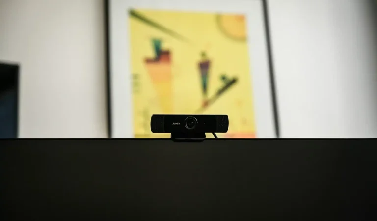حمله BadCam — تبدیل وبکمهای لینوکسی به سلاح USB مخفی حمله BadCam — تبدیل وبکمهای لینوکسی به سلاح USB مخفی
